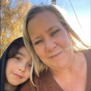 Meet your Posher, Cara